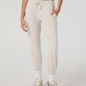 Vuori Performance Jogger Pants